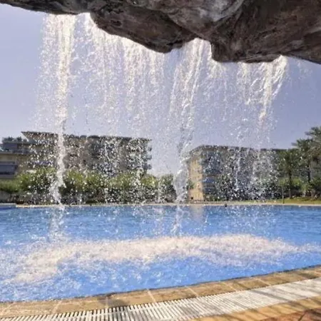 Apartbeach Juncos 1 Residencial La Pineda